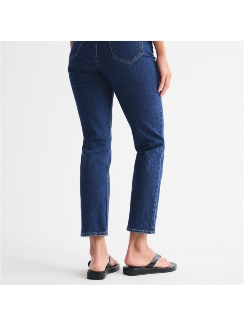 Abercrombie & Fitch Ankle on Straight Jeans in Dark Blue Denim - Picture 7 of 8